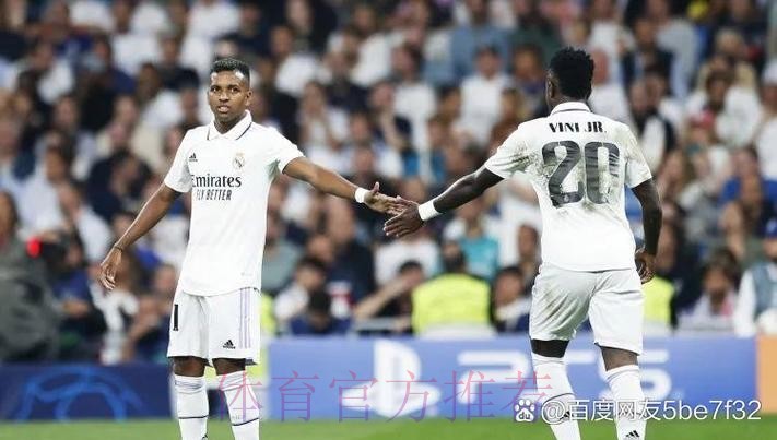 戴维斯不会与拜仁续约 皇马准备谈判并送出报价 戴维斯不会与拜仁续约 皇马准备谈判并送出报价